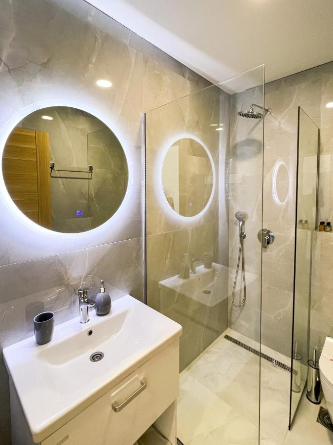 Square Residence 乌尔齐尼 外观 照片