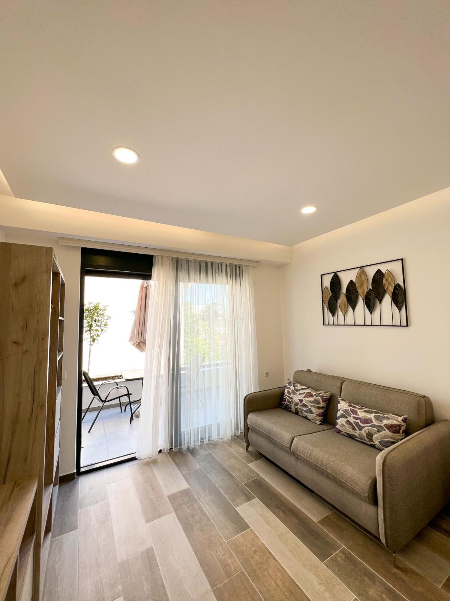 Square Residence 乌尔齐尼 外观 照片