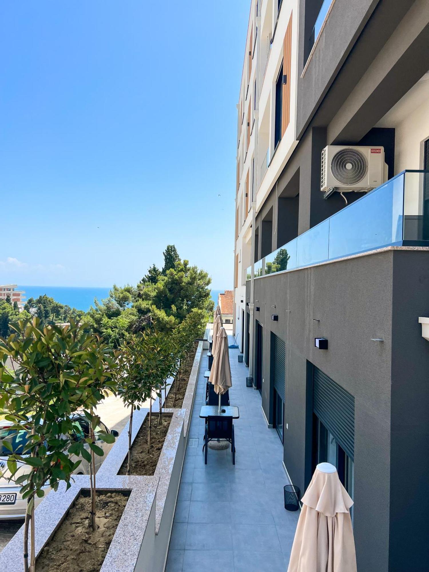 Square Residence 乌尔齐尼 外观 照片