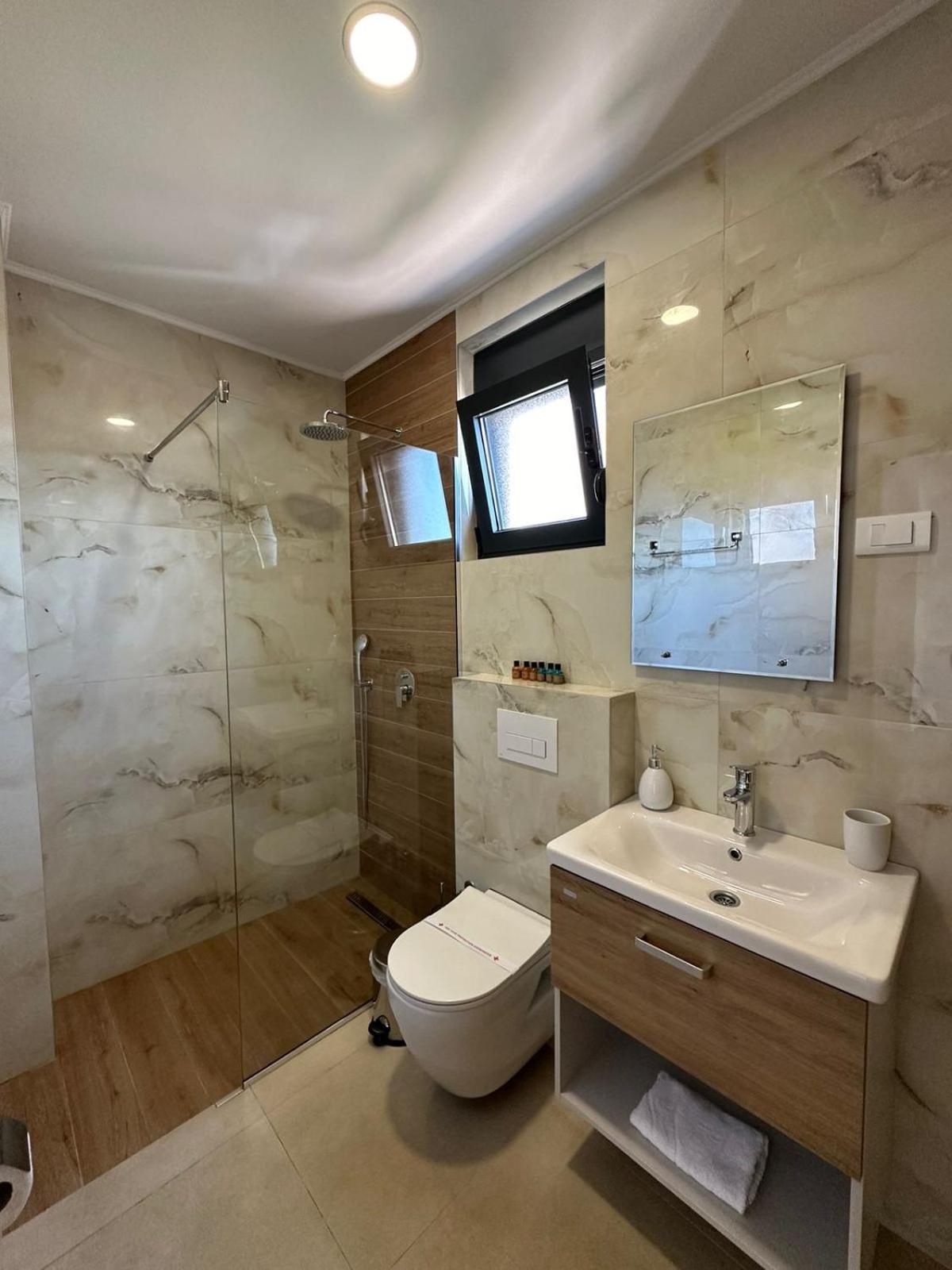 Square Residence 乌尔齐尼 外观 照片